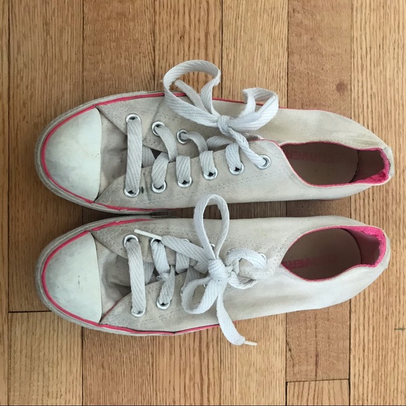 White Converse With Pink Satin Lining Trim Details - Picture 1 of 9